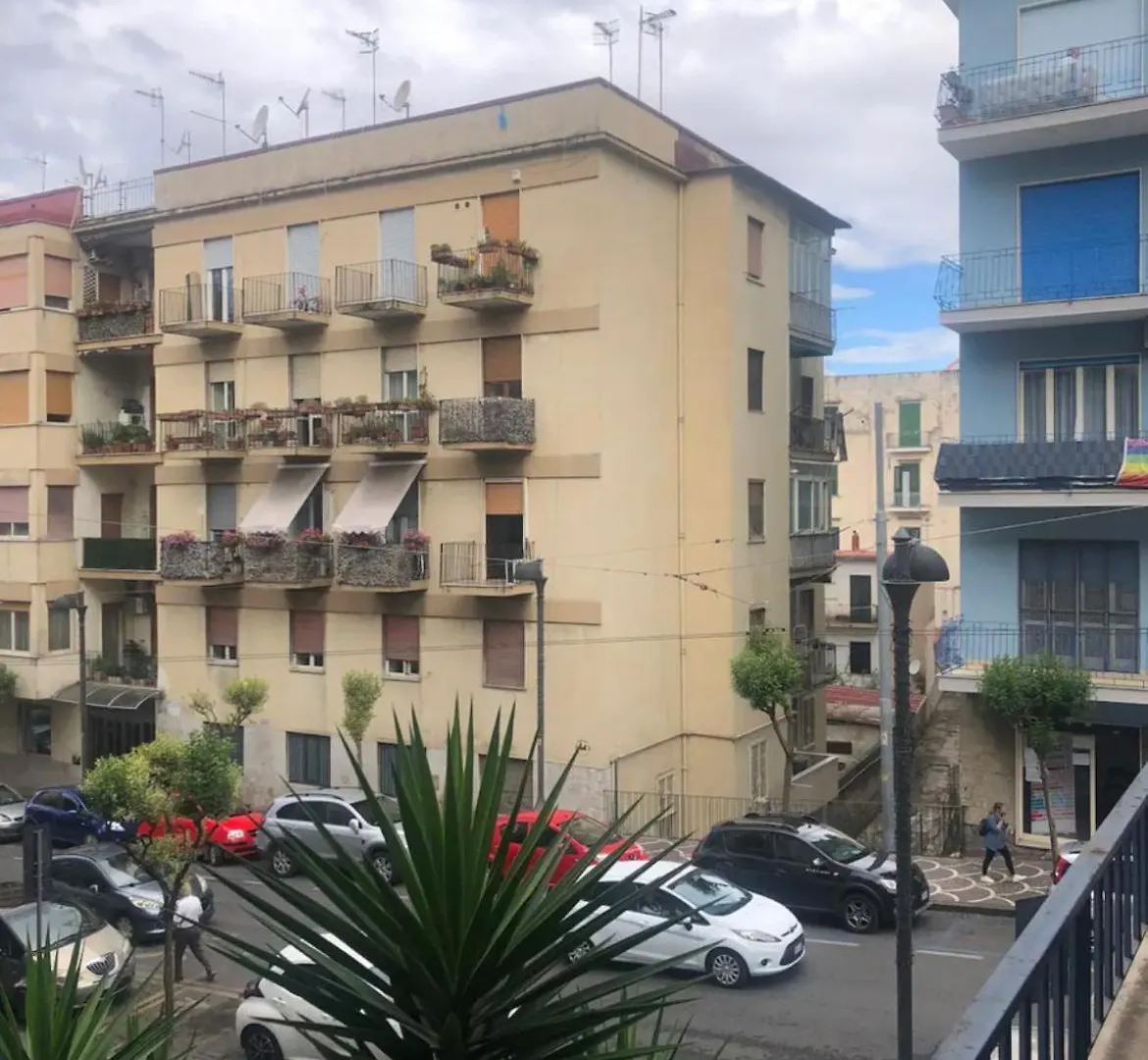 Dadas House Portici 0*,